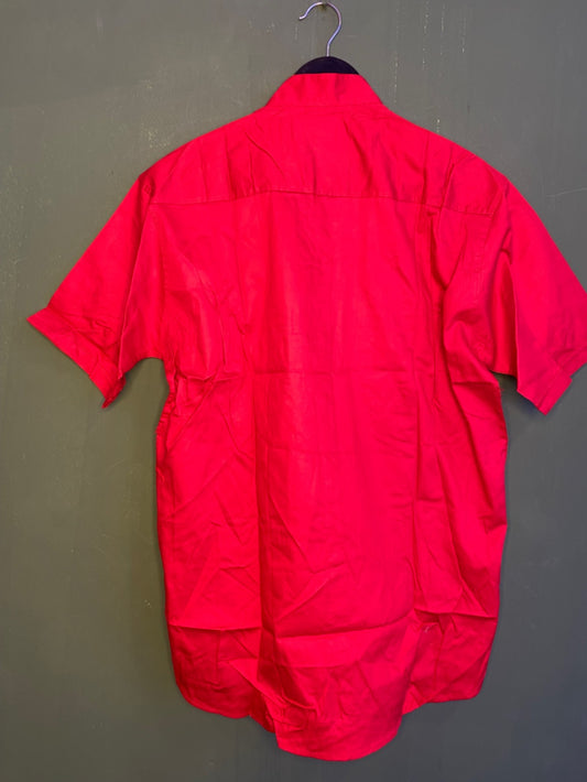 Red casual short sleeve shirt