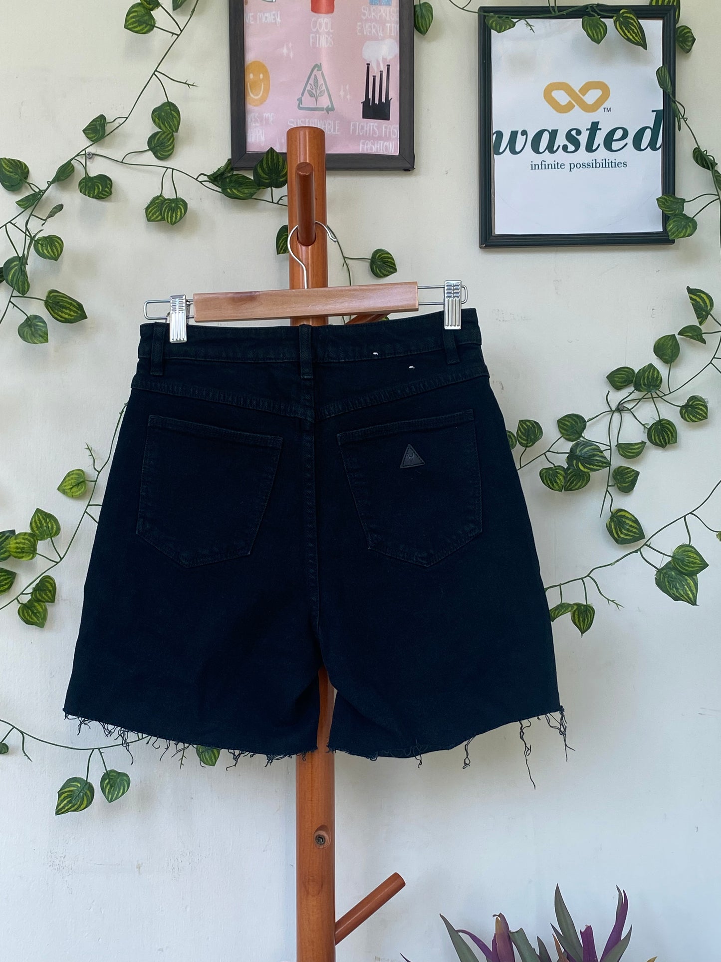 Abrand Jeans Black Denim Shorts