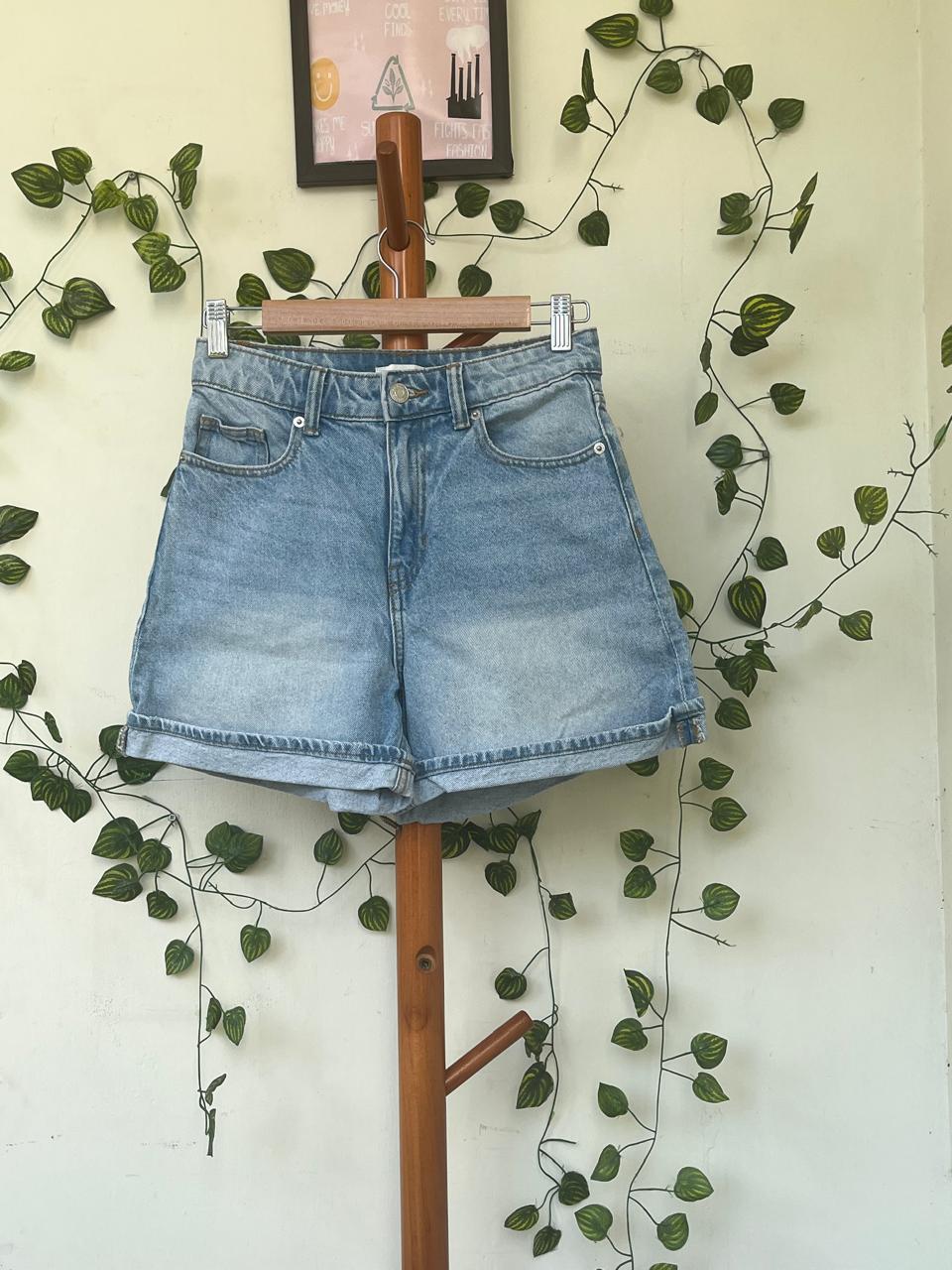 H&M Women's Blue Denim Shorts